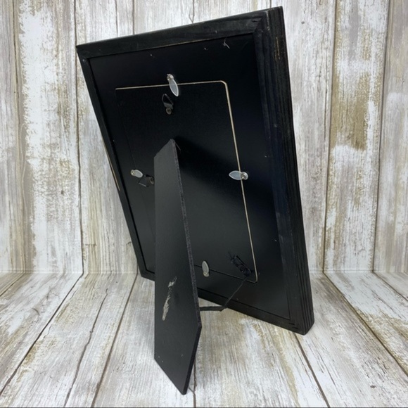 Black Picture Frame Metal Accents 5x7 Photo Size - Picture 4 of 7